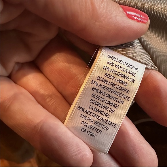 Stunning and sophisticated Banana Republic fall coat - Picture 7 of 9